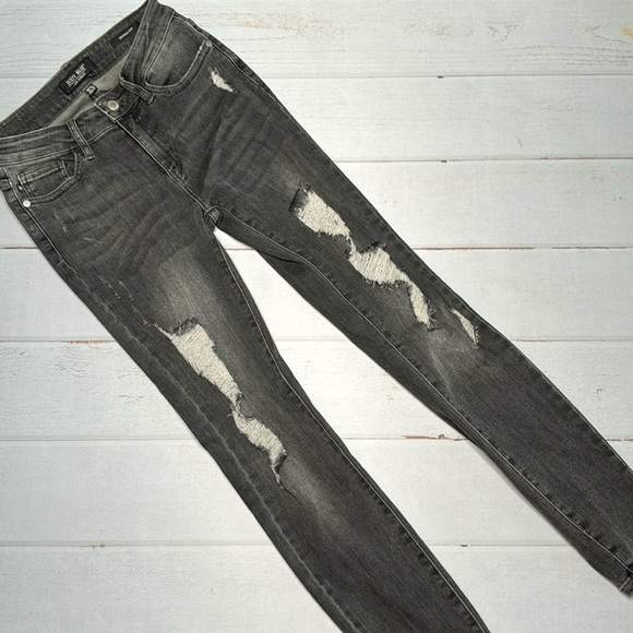 Judy Blue Distressed Grey/Black Denim - Size 3/26 - Picture 2 of 5